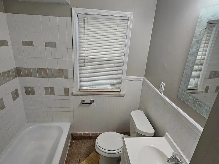 17670 Lincoln Ave — Photo 6