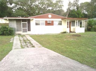 1012 Newman Dr, Leesburg, FL 34748