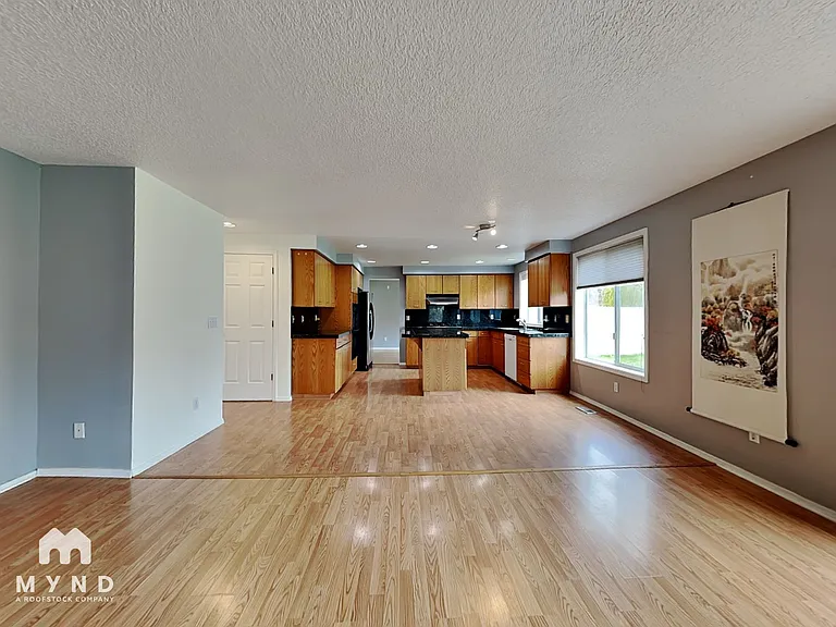 812 NW 143rd St — Photo 6