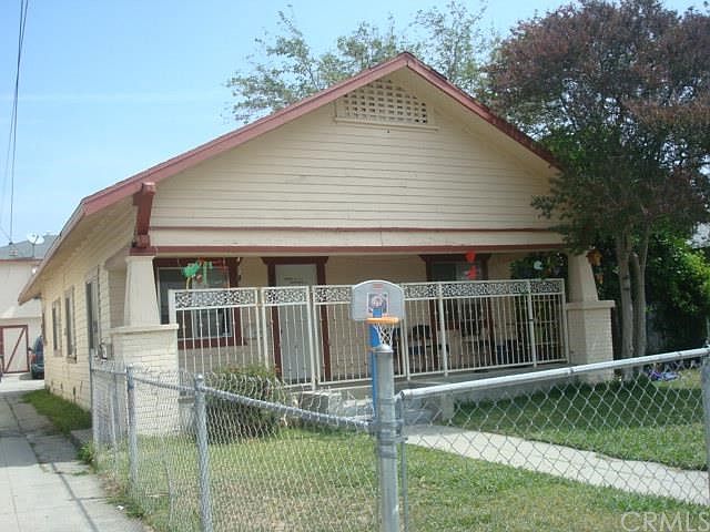 1st image of 380 W 14th St