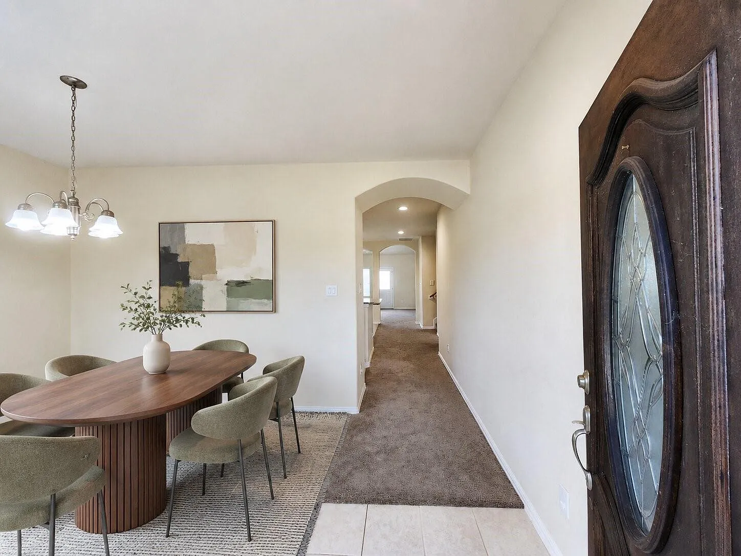 4 bed, 2.5 bath, 2259 sqft, $2,395 — Photo 2