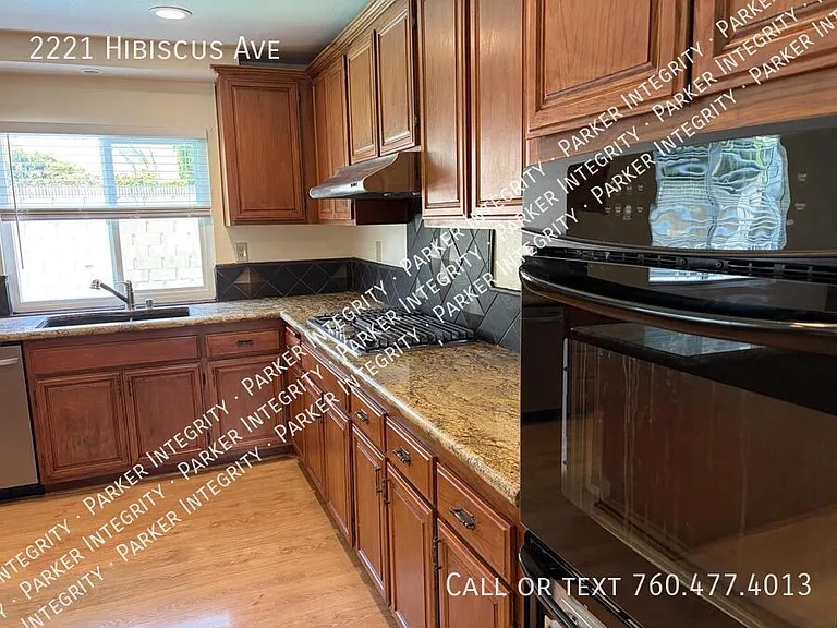 2221 Hibiscus Ave — Photo 6