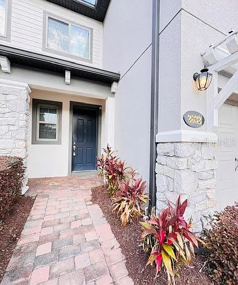 2832 White Isle Ln — Photo 3