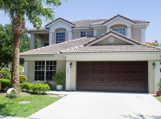 1091 Delray Lakes Dr, Delray Beach, FL 33444