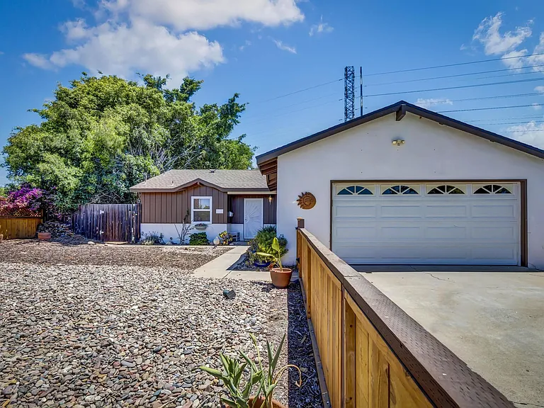 4191 Mount Everest Blvd — Photo 40