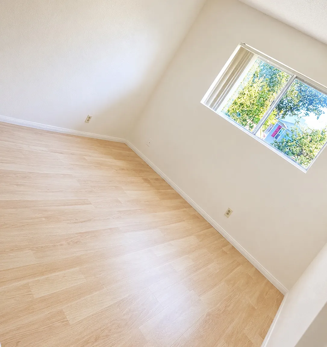 1 bed, 700 sqft, $2,100 — Photo 4