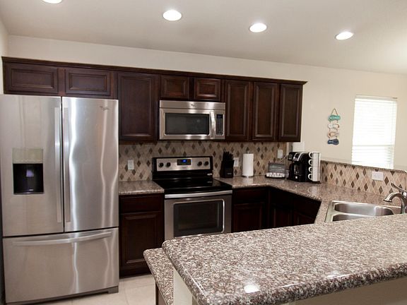 Want to make morning juice or brew coffee? Kids asking for waffles or scrambled eggs? We've got you covered with a fully equipped kitchen_everything from a rice cooker to a juice blender!