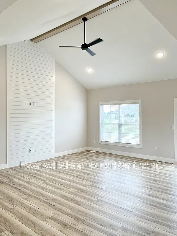 4 bed, 3.0 bath, 2200 sqft, $2,995 — Photo 3