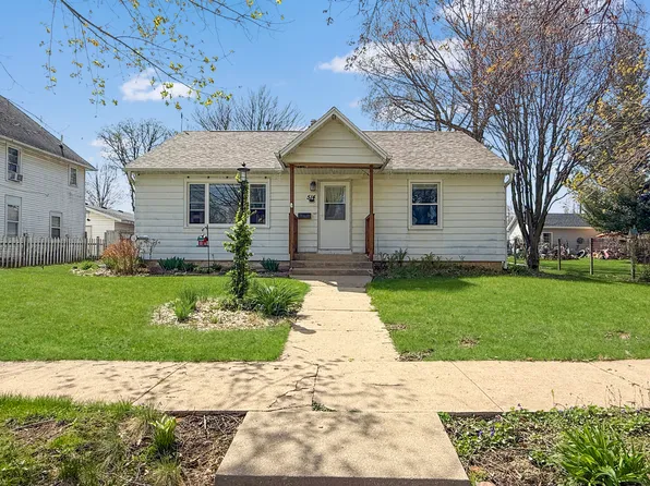 514 S Linn St, Shannon, IL 61078