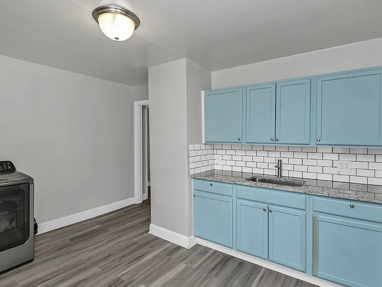 3300 Margrave Rd #B — Photo 10