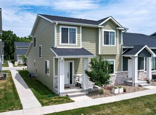 501 10th St, Waukee, IA 50263