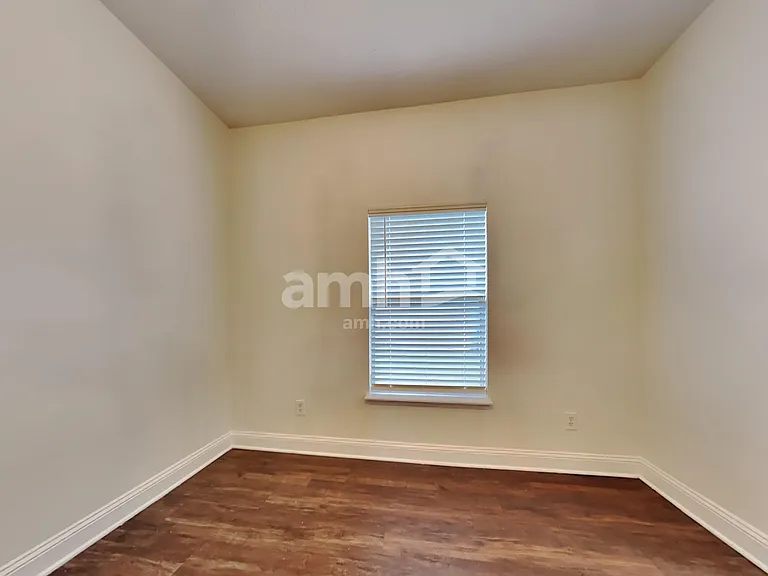2510 Victoria Point Dr — Photo 5