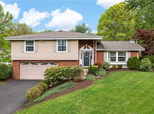 2381 Harrow Rd, Pittsburgh, PA 15241