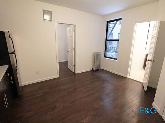 5th image of 152 Sherman Ave APT 34