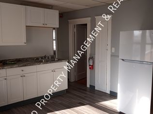 65 Farm St #2F, Woonsocket, RI 02895