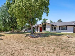 10813 N Renn Ave, Clovis, CA 93619