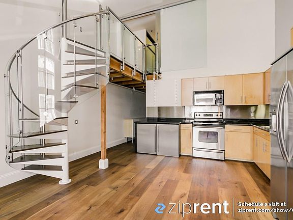 3rd image of 175 Bluxome St Unit 114