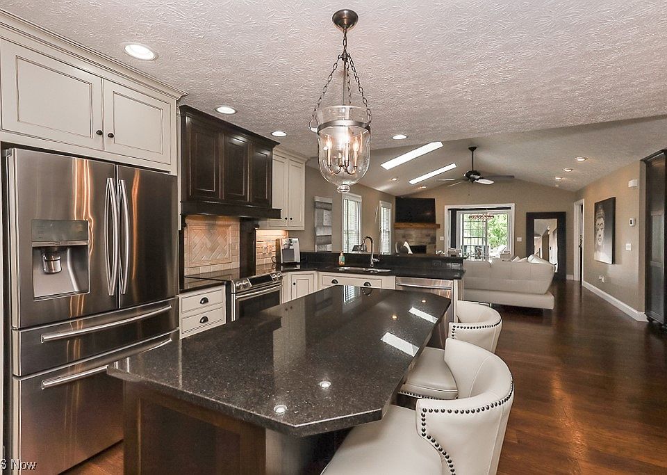 1147 Fox Run, Grafton, OH 44044 Zillow