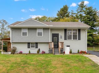 2375 Le Havre Rd, Lexington, KY 40504