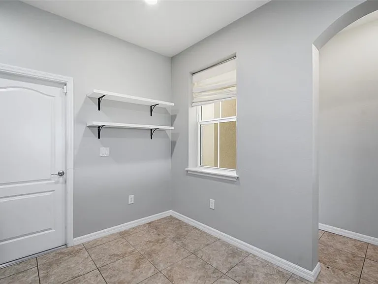 10903 Verawood Dr — Photo 5