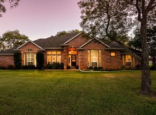 5701 Long Dr, Granbury, TX 76049