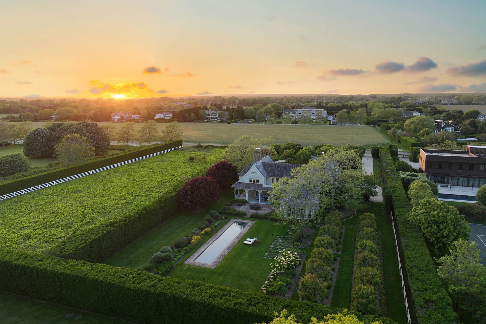 349 Daniels Ln, Sagaponack, NY 11962 Out East