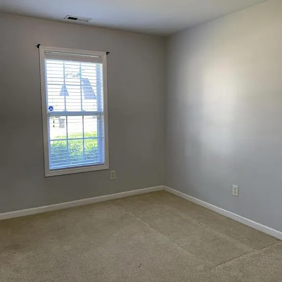 2827 Aristocrat Ln — Photo 20