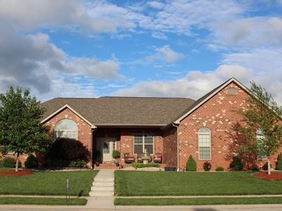 144 Oakshire Dr E, Glen Carbon, IL, 62034