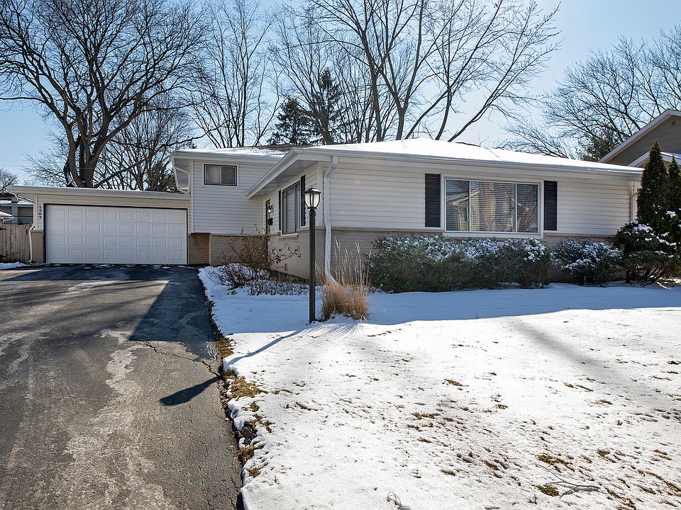1st image of 1303 E Greenwood Dr