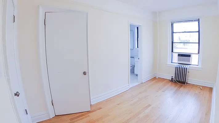 Rented by Urban Real Estate Inc | media 23