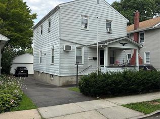 8 8th Ave, Hawthorne, NJ 07506