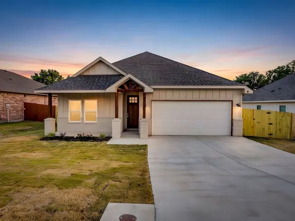 1024 Lake View Rdg, White Settlement, TX 76108
