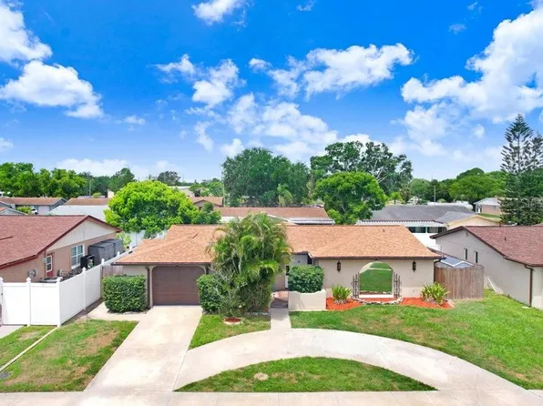 2119 Sugarbush Dr, Holiday, FL 34690