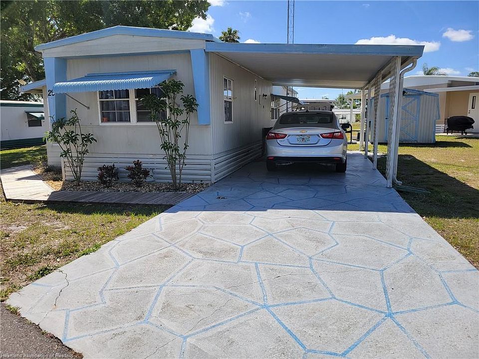 1st image of 29 Pryor Ln