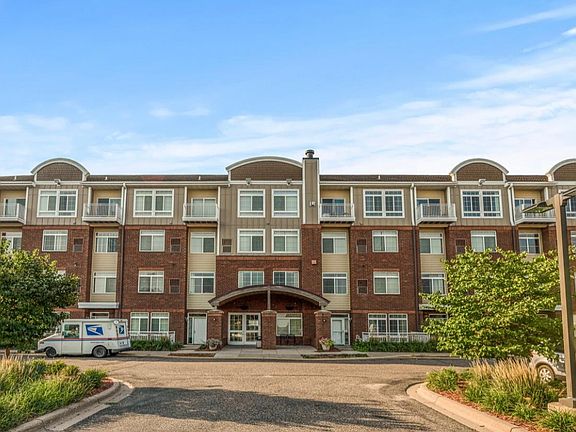 3rd image of 649 Old Highway 8 NW APT 418