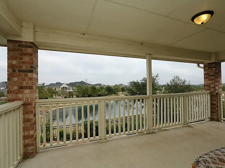 7610 Hampton Bay Ln — Photo 16