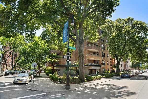 Sold by Douglas Elliman | media 10