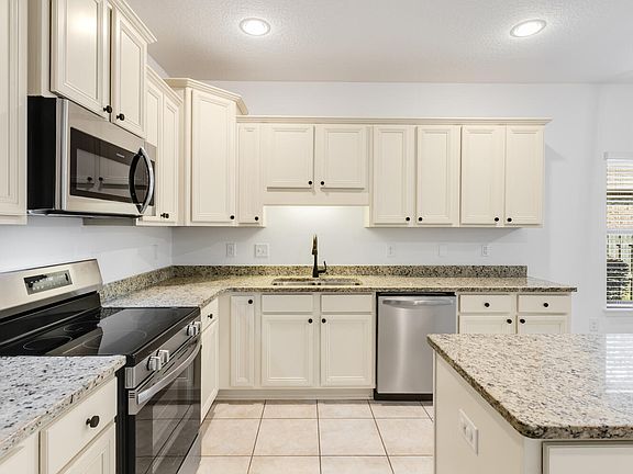 3rd image of 379 Whitman Way