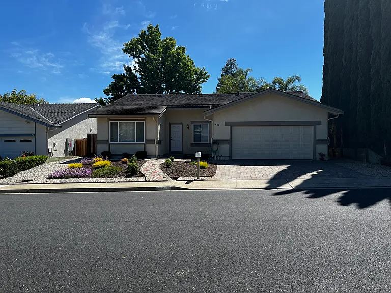 4483 Silverberry Ct — Photo 1