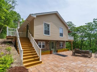 71 Deer Trail N, Greenwood Lake, NY 10925