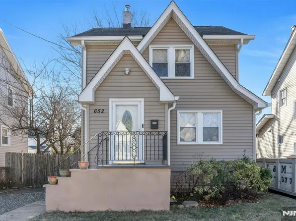 652 Tilden Ave, Teaneck, NJ 07666