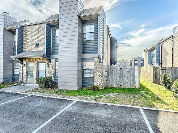3rd image of 401 12th Ave #137