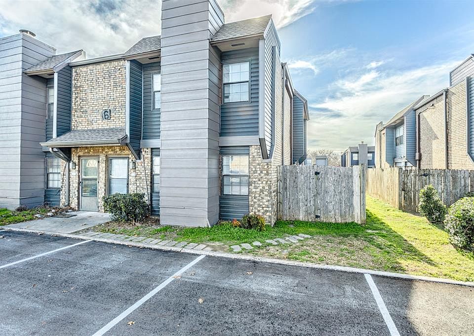 1st image of 401 12th Ave #137