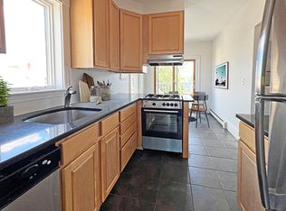 335 Beacon St #3, Somerville, MA 02143