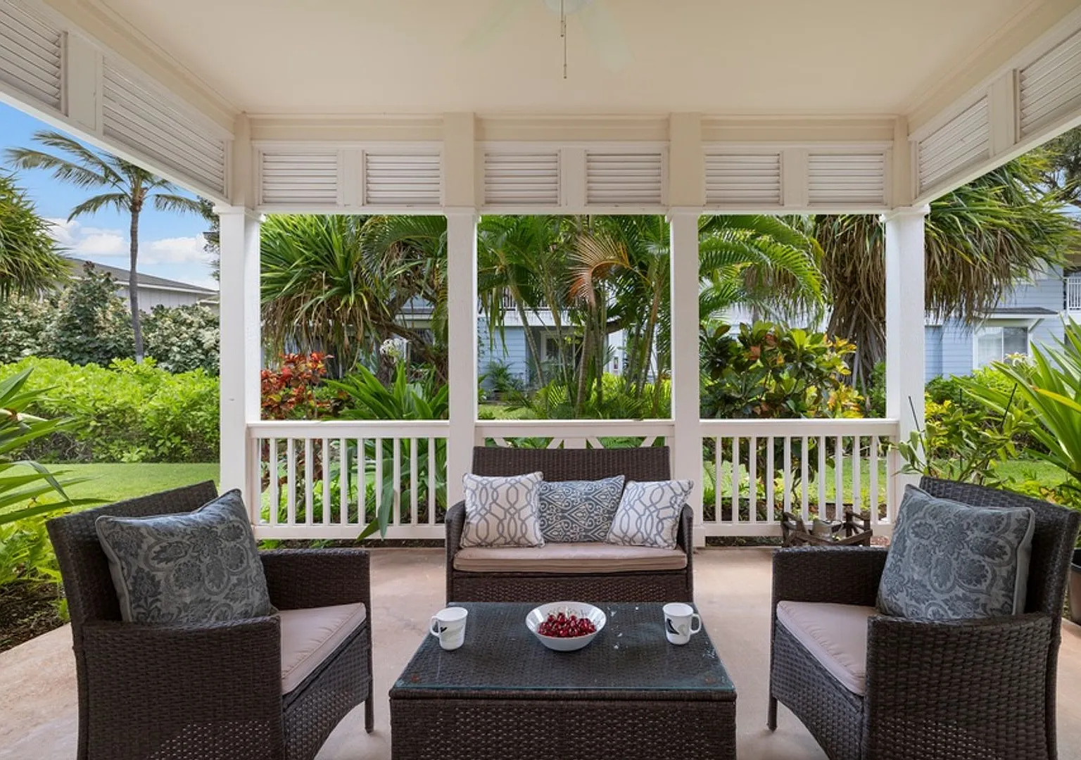 Coconut Plantation 1192-2: Tropical Retreat w/ Lanai, Walk to Beach, No AC or Garage Access — Photo 2