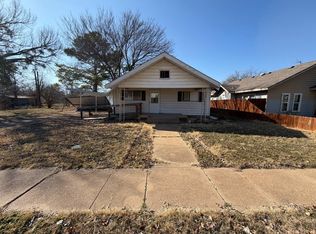 812 Tennessee St, Graham, TX 76450