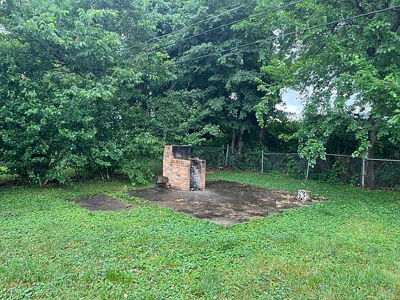 4th image of 4511 Taylor Ave