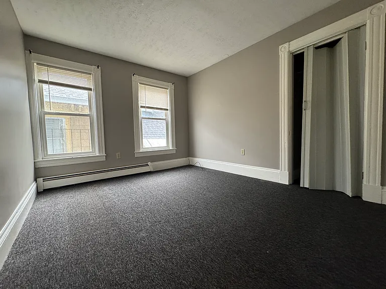 18 E Pearl St #3 — Photo 10