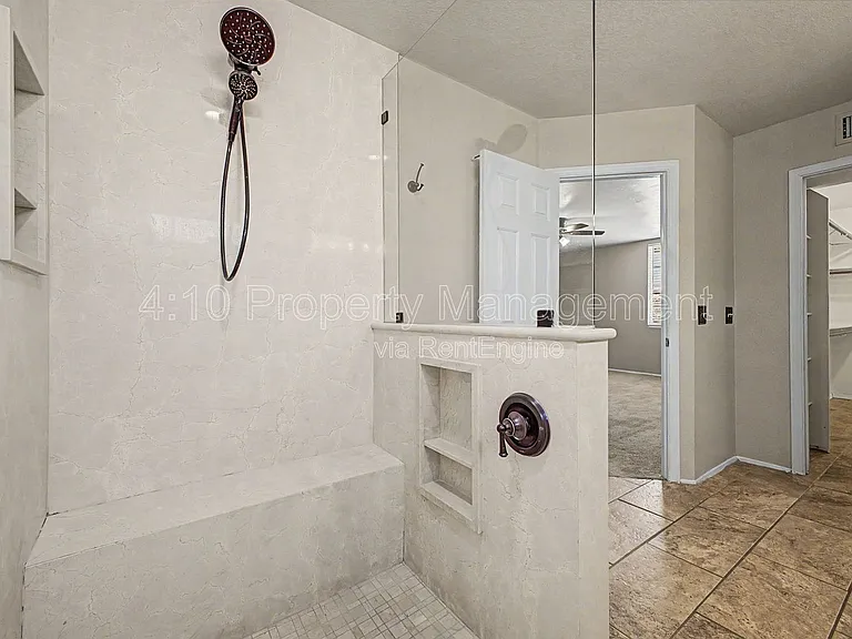 3236 E Hiddenview Dr — Photo 23