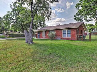 203 Howerton Dr, San Antonio, TX 78223